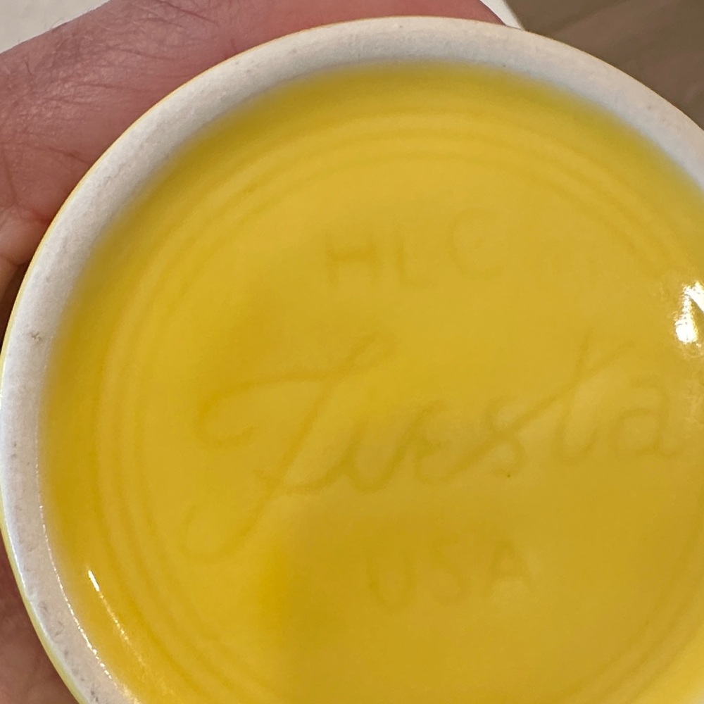 FIESTAWARE MUGS HLC  2 Yellow & 2 Turquoise Ceramic Tom & Jerry Ring Handle EUC - Picture 10 of 12